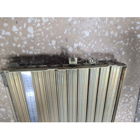 Жалюзи радиатора в сборе (старого образца) - ухо сбоку