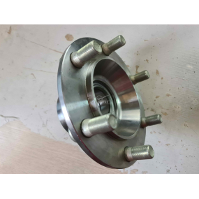 Ступица колеса УАЗ-Профи (с 2021 года) переднего в сборе со шпильками и подшипником (без диска)