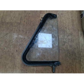 Стекло поворотное надставки (форточка) задняя правая 469 - после продажи убрать в группу под заказ