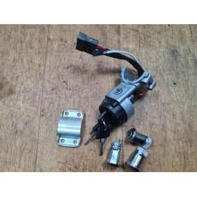 Выключатель зажигания ДААЗ - Евро-3 однорядный / катушка есть / личинки - 3 / не под пульт