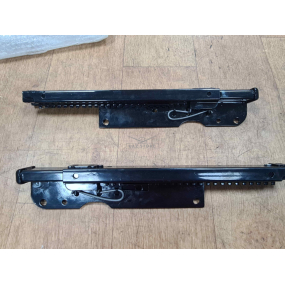 Салазки сидения переднего Patriot - (правая и левая) - (одно отверстие + два отверстия) - 11