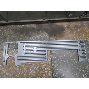 Панель пола 452 салона (спереди) правая