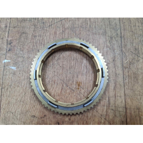 Синхронизатор двухконусный (4 передачи - латунь (жёлтый)) 5-ти ступенчатой КПП Dymos