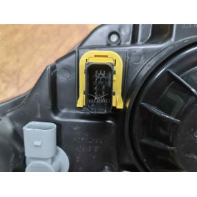 Блок-фара УАЗ-Профи правая