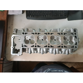 Головка блока ЗМЗ-405, 406, 409 (3-ех опорная) с клапанами прокладкой и крепежом