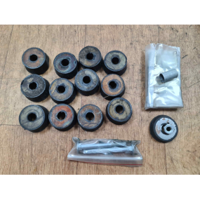 Подушки кузова с болтами - С.О. - 469 - В КОРОБКЕ - ЗАВОД - (12 штук)