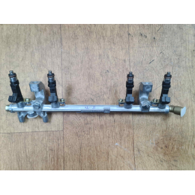 Модуль топливный в сборе (с форсунками) УЗМ-4213