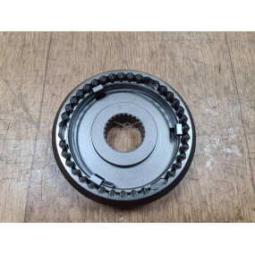 Муфта синхронизатора СО СТУПИЦЕЙ 3-ей и 4-ой передачи С СУХАРЯМИ (5-ти ступенчатой КПП н.о.)