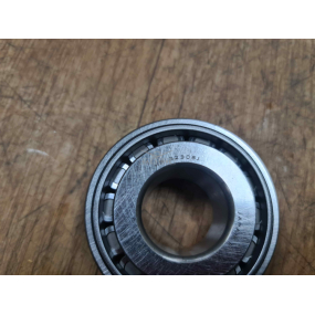 Подшипник NSK (Япония) - HR32306J - используется вместо 7606