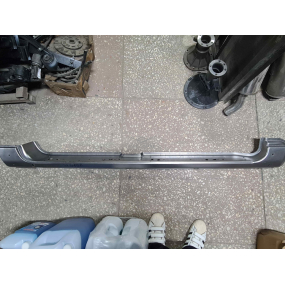 Подножка Patriot (внутренняя) правая (порог) НОВОГО ОБРАЗЦА - без кронштейна