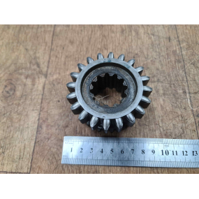 Шестерня РК косозубой - включения заднего моста и пониженной передачи 3162 № 3 - (с мелким зубом)