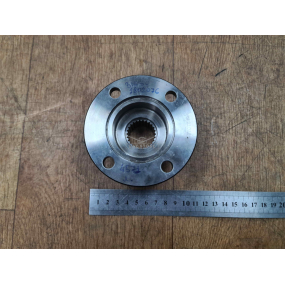 Фланец привода заднего моста раздаточной коробки Dymos