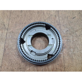 Ступица и муфта синхронизатора в сборе 5-ти ступенчатой КПП DYMOS - 1 и 2 передачи Уценка