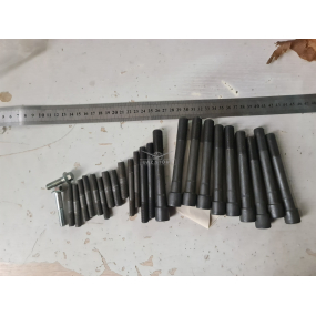 Головка блока ЗМЗ-409051-00 (3-ёх опорная с клапанами, прокладкой и крепежом